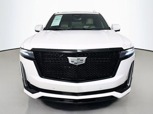 Used 2022 Cadillac Escalade Sport w/ Touring Package RWD image 2