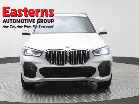 Used 2023 BMW X5 xDrive40i w/ M Sport Package AWD/4WD image 2