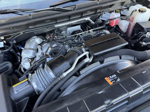 Used 2024 GMC Sierra 2500 AT4 w/ AT4 Premium Plus Package image 31