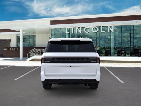 New 2026 Lincoln Navigator Black Label AWD/4WD image 5