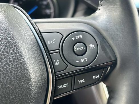 Used 2021 Toyota Venza Limited w/ Carpet Mat Package (TMS) AWD/4WD image 31