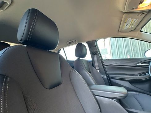 Used 2024 Buick Encore GX Preferred FWD image 17