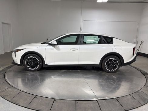 New 2025 Kia K4 EX image 4