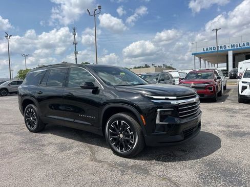 New 2026 Chevrolet Traverse LT FWD image 1