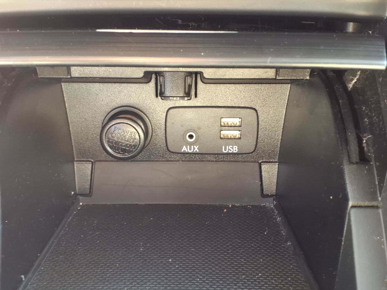 Used 2017 Subaru Outback 2.5i Limited AWD/4WD image 15