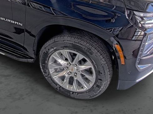 New 2026 Chevrolet Suburban Premier w/ Sun And Tow Package AWD/4WD image 16