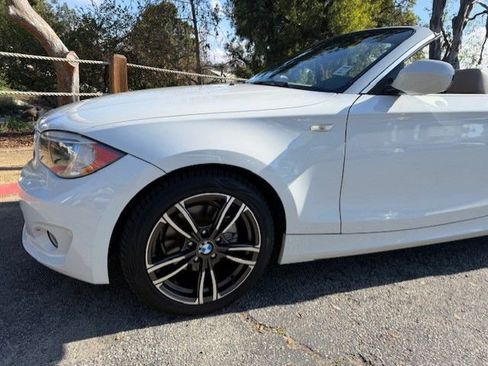 Used 2013 BMW 128i Convertible w/ Premium Pkg image 16
