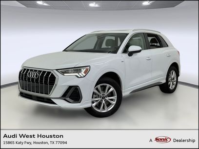 Certified 2025 Audi Q3 2.0T Premium w/ Convenience Package