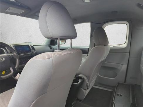 Used 2015 Toyota Tacoma 2WD Access Cab image 23