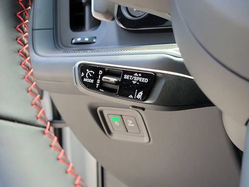 New 2026 Porsche Cayenne GTS AWD/4WD image 37