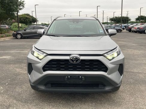 Used 2025 Toyota RAV4 XLE FWD image 2