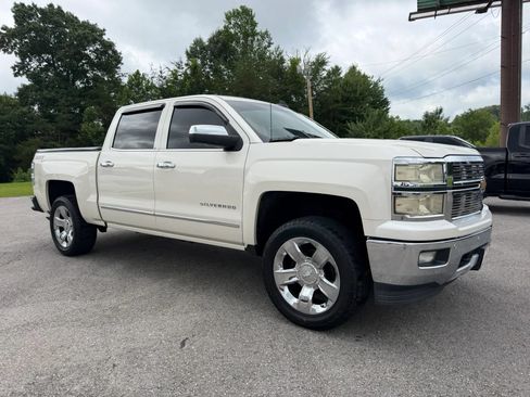 Used 2015 Chevrolet Silverado 1500 LTZ Z71 w/ LTZ Plus Package AWD/4WD image 17