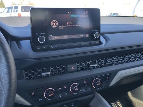 Used 2023 Honda Accord EX image 14