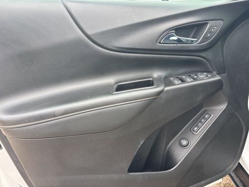Used 2019 Chevrolet Equinox Premier FWD image 10