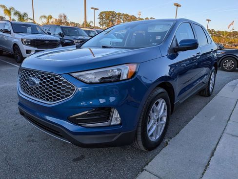 Certified 2023 Ford Edge SEL w/ Convenience Package image 9