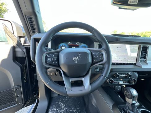 New 2026 Ford Bronco Outer Banks AWD/4WD image 24