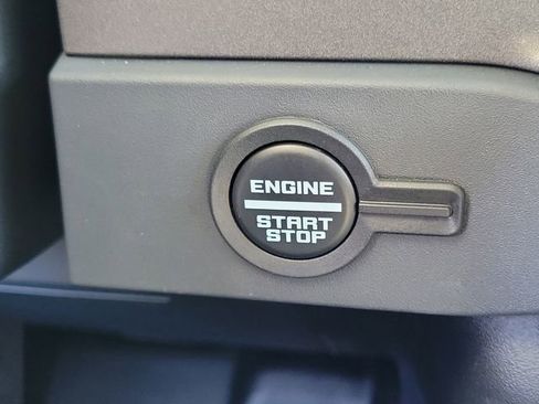 Used 2025 Ford Bronco Big Bend image 13