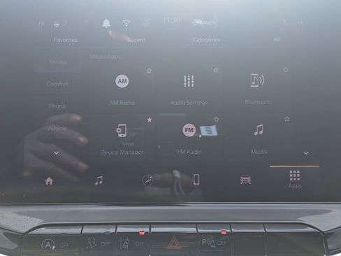 Certified 2025 Jeep Compass Limited image 25