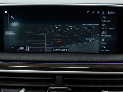 Used 2022 BMW 750i xDrive AWD/4WD image 27