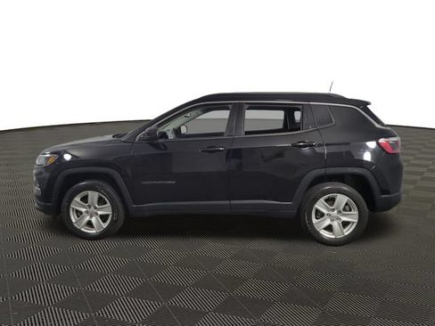 Used 2022 Jeep Compass Latitude w/ Convenience Group AWD/4WD image 4