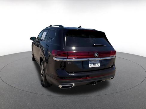 Used 2026 Volkswagen Atlas SE FWD image 10