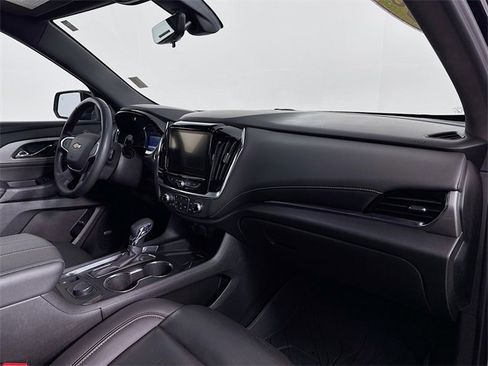 Used 2023 Chevrolet Traverse LT w/ LT Premium Package image 31