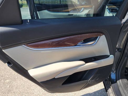 Used 2018 Cadillac XTS Luxury FWD image 19