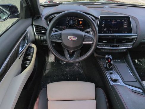 Used 2023 Cadillac CT5 V w/ Premium Package RWD image 15