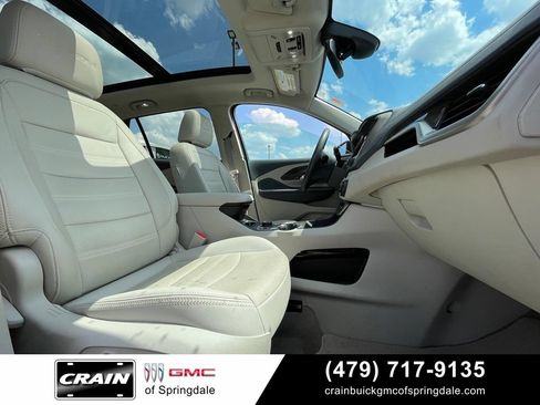Used 2024 GMC Terrain Denali w/ Black Diamond Edition AWD/4WD image 31