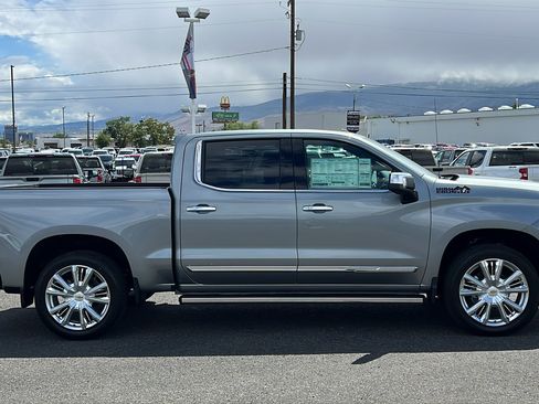 New 2026 Chevrolet Silverado 1500 High Country AWD/4WD image 4