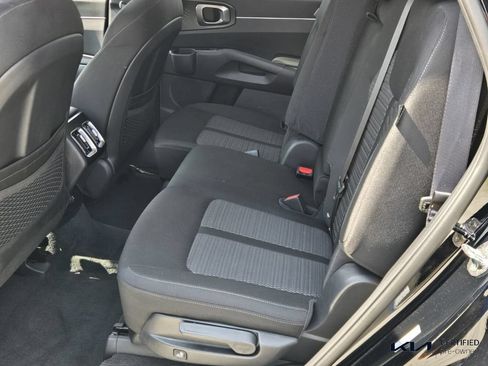 Certified 2026 Kia Sorento LX FWD image 11