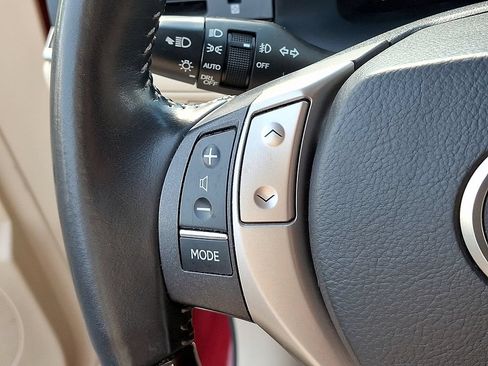 Used 2015 Lexus ES 350 w/ Luxury Package FWD image 22