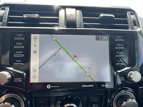 Used 2021 Toyota 4Runner TRD Off-Road Premium w/ Convenience Package (TMS) image 26