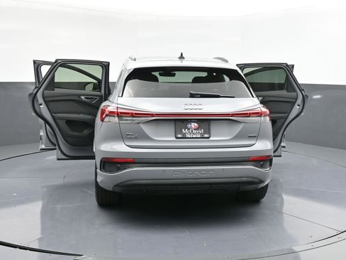 Used 2024 Audi Q4 e-tron Premium Plus image 41