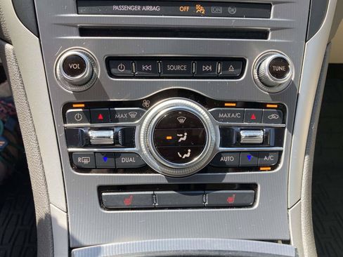 Used 2017 Lincoln MKZ Premiere FWD image 23