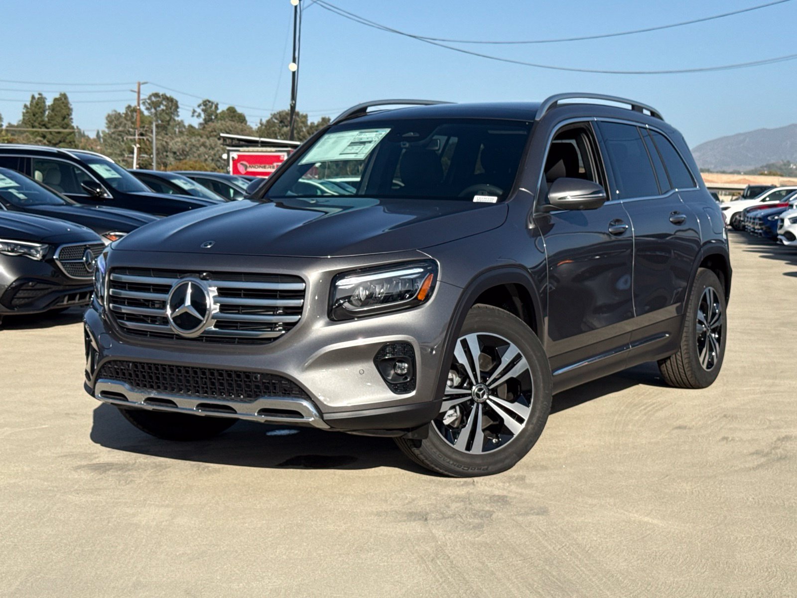 New 2026 Mercedes-Benz GLB 250 4MATIC image 2