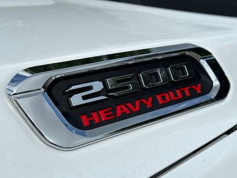 Used 2023 RAM 2500 Limited AWD/4WD image 6