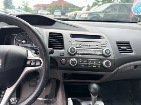 Used 2010 Honda Civic LX image 12