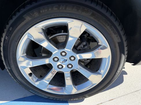 Used 2020 Ford Explorer Platinum w/ Premium Technology Package image 31