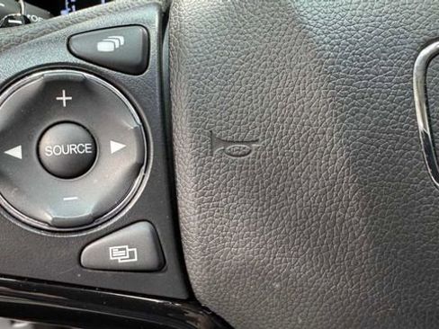 Used 2022 Honda HR-V LX image 24