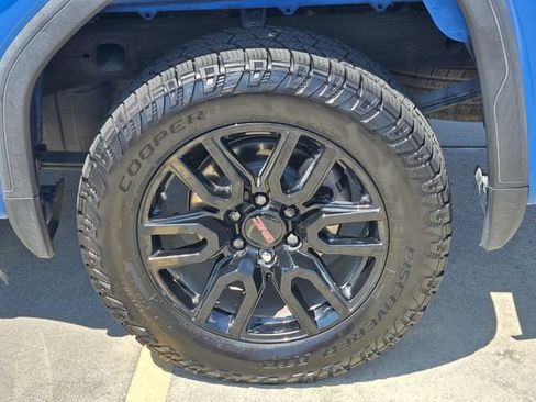 Used 2022 GMC Sierra 1500 Elevation RWD image 8