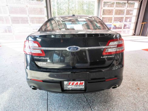 Used 2019 Ford Taurus Limited image 3