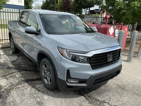 Used 2023 Honda Ridgeline RTL-E image 3