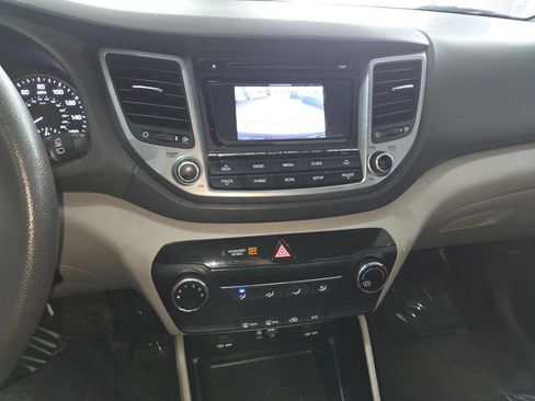Used 2016 Hyundai Tucson SE w/ Option Group 02 image 30