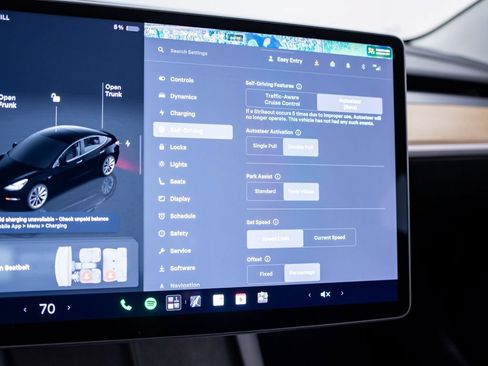Used 2022 Tesla Model 3 Long Range AWD/4WD image 29