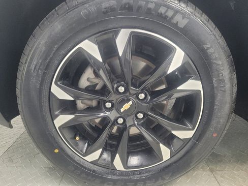 Used 2023 Chevrolet TrailBlazer LT AWD/4WD image 31