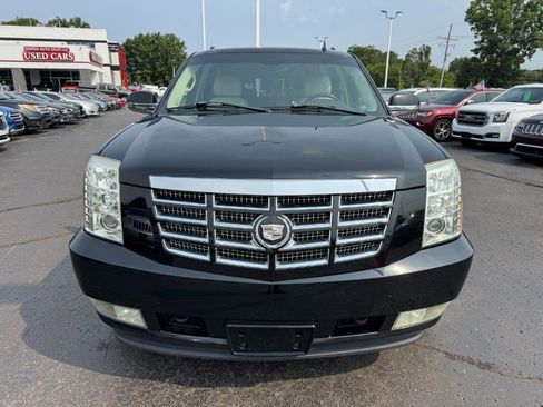 Used 2007 Cadillac Escalade ESV AWD image 8