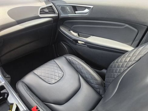 Used 2024 Ford Edge Titanium AWD/4WD image 27