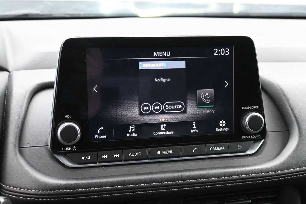 Used 2024 Nissan Rogue S AWD/4WD image 14