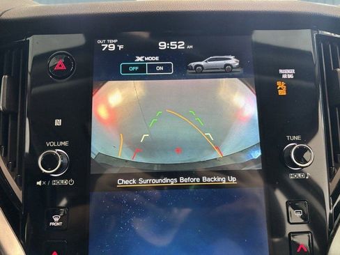 Used 2023 Subaru Outback Premium image 3